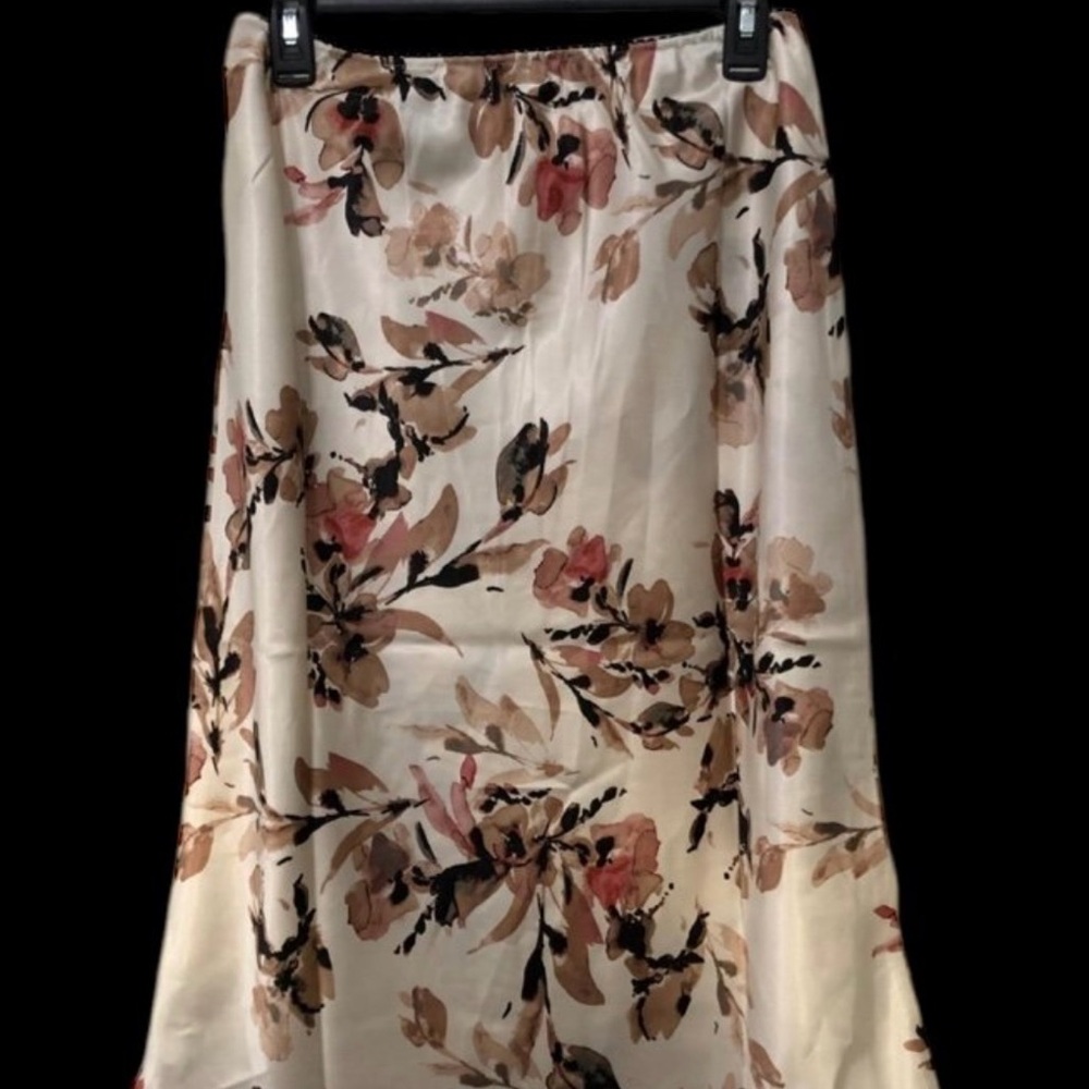 NWT BOG Collective floral skirt XS